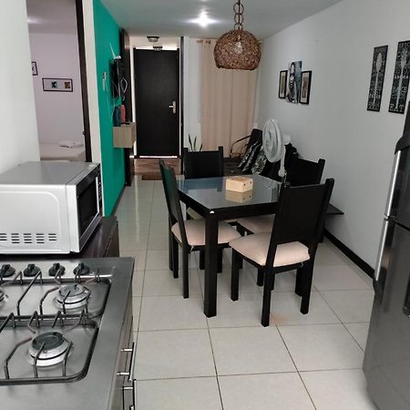 Apartamento Cerca Parque Del Cafe Con Piscina 몬테네그로 외부 사진