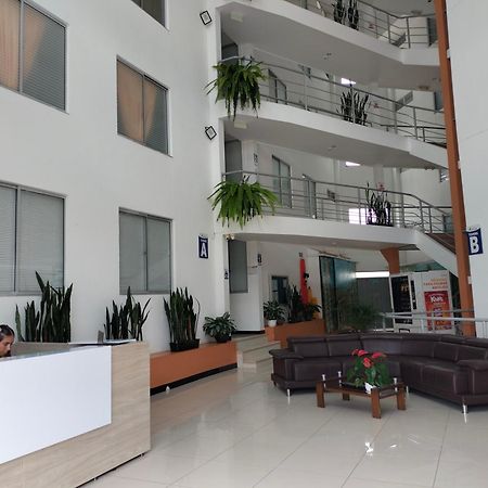 Apartamento Cerca Parque Del Cafe Con Piscina 몬테네그로 외부 사진