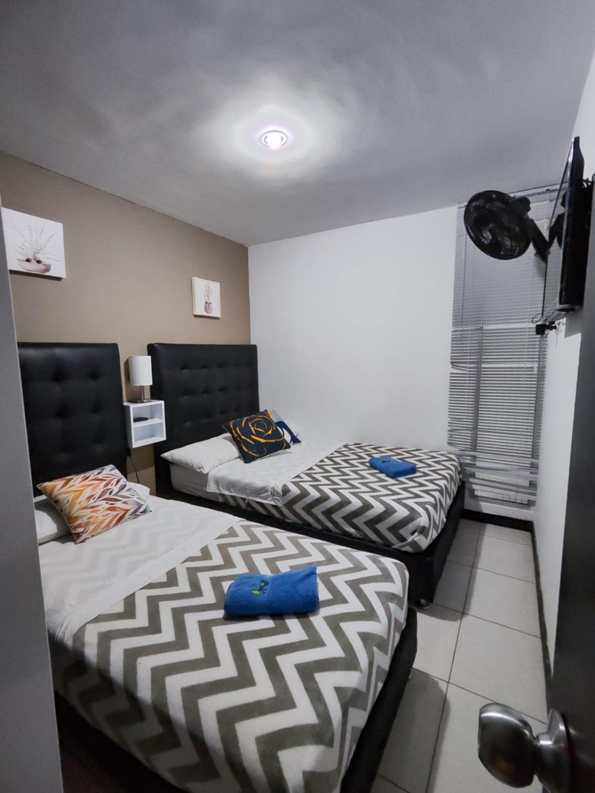 Apartamento Cerca Parque Del Cafe Con Piscina 몬테네그로 외부 사진