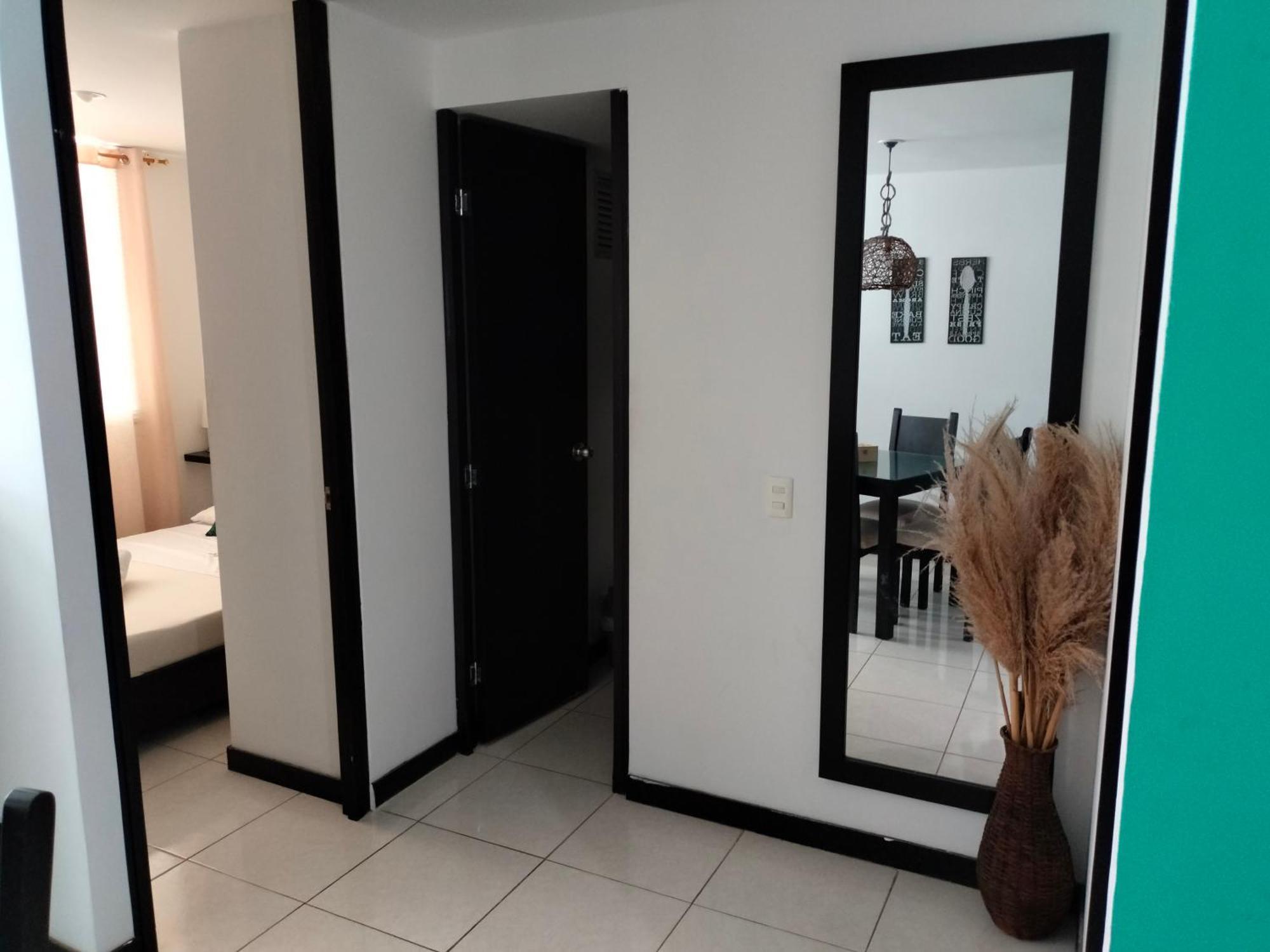Apartamento Cerca Parque Del Cafe Con Piscina 몬테네그로 외부 사진