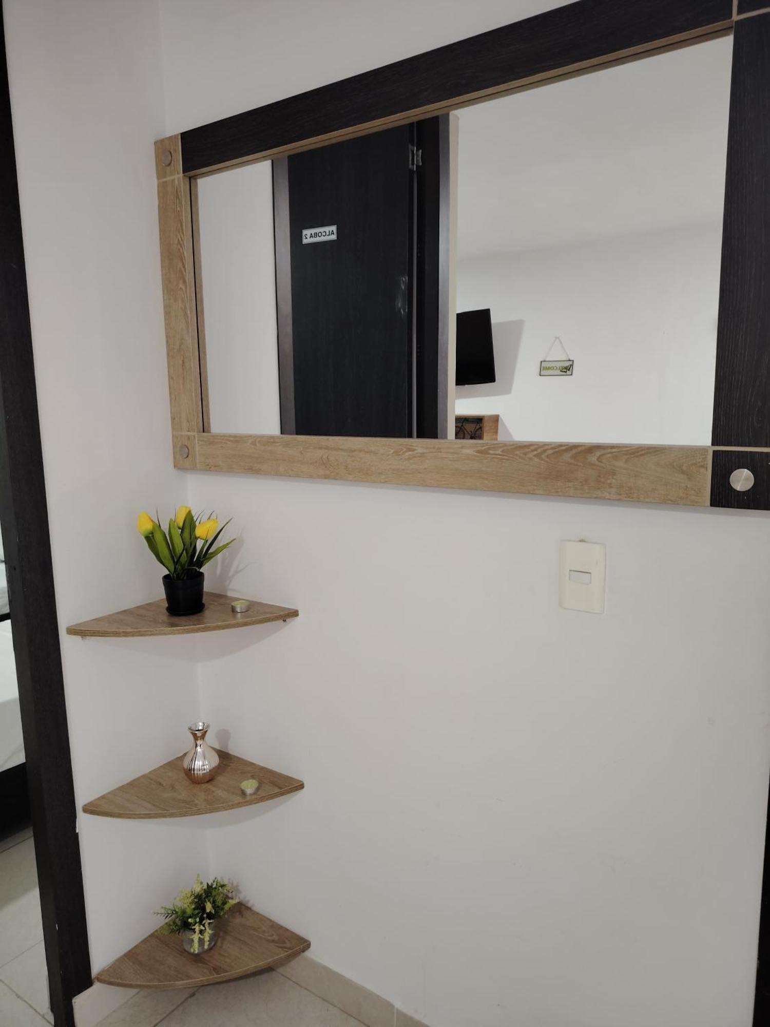 Apartamento Cerca Parque Del Cafe Con Piscina 몬테네그로 외부 사진